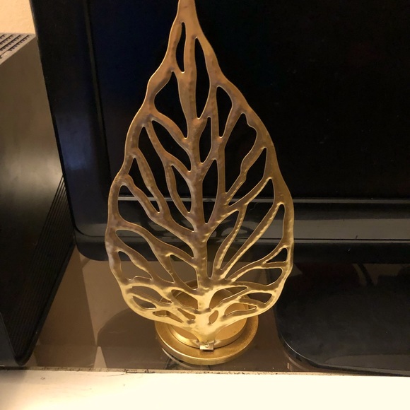 Leaf 🍁 Tablet Top Decor - Picture 2 of 5